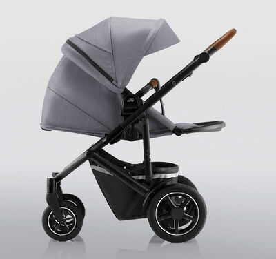 regulacja oparcia i podnóżka