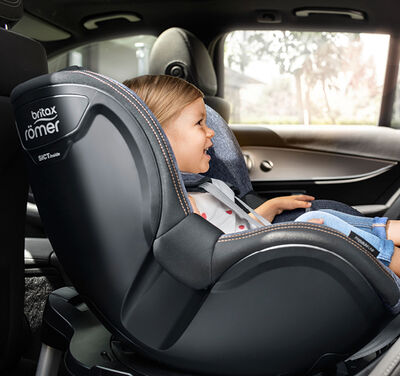 https://www.britax-roemer.pl/dw/image/v2/BBSR_PRD/on/demandware.static/-/Sites-Britax-EU-Library/default/dw7fa81091/Features/CarSeats/Feature-CS-ExtendedRearwardFacing-9002.jpg?sw=400&sh=400&sm=fit