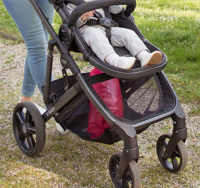 https://www.britax-roemer.pl/dw/image/v2/BBSR_PRD/on/demandware.static/-/Sites-Britax-EU-Library/default/dwf7f27b06/Features/WheeledGoods/Feature-WG-CentralSuspension.jpg?sw=400&sh=400&sm=fit